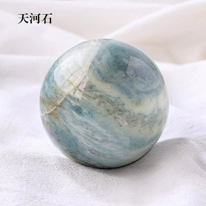 Natural crystal ball