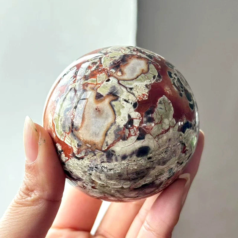 Natural crystal ball