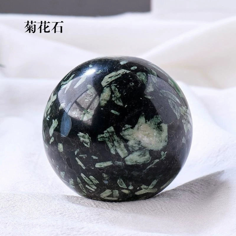 Natural crystal ball