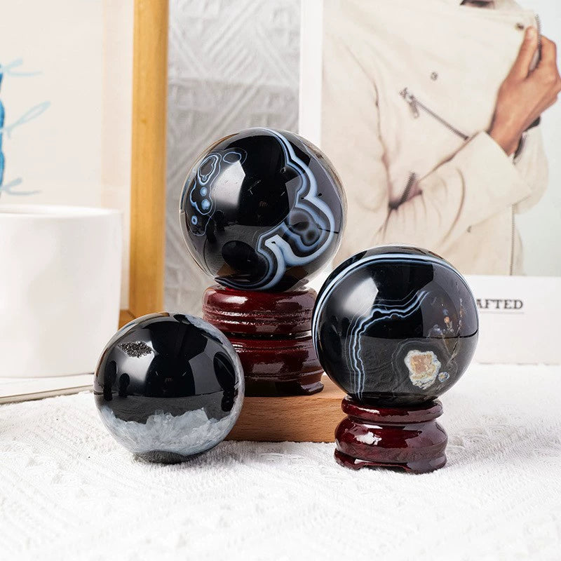 Natural crystal ball