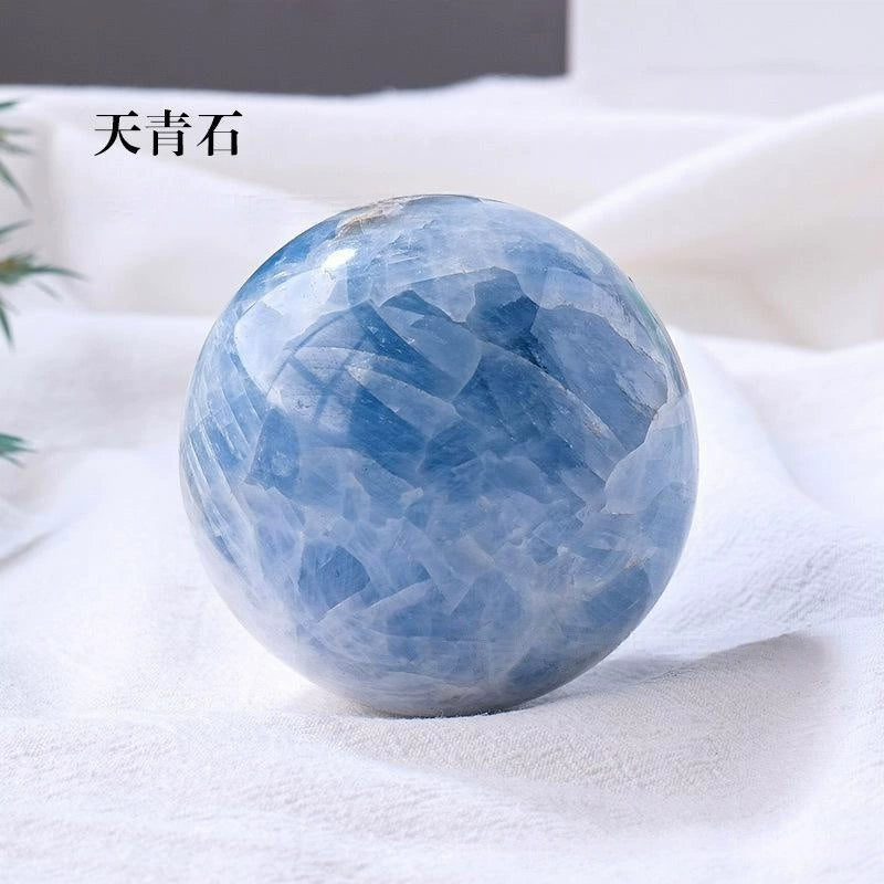 Natural crystal ball