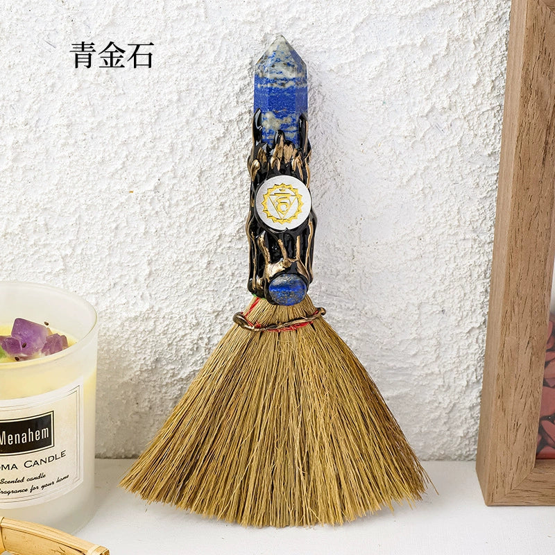 Crystal pillar broom